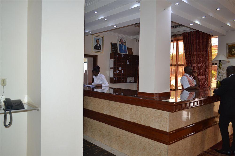 曼塞尔酒店 Yaoundé 外观 照片