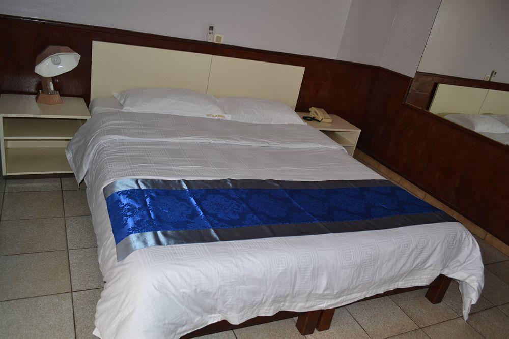曼塞尔酒店 Yaoundé 外观 照片