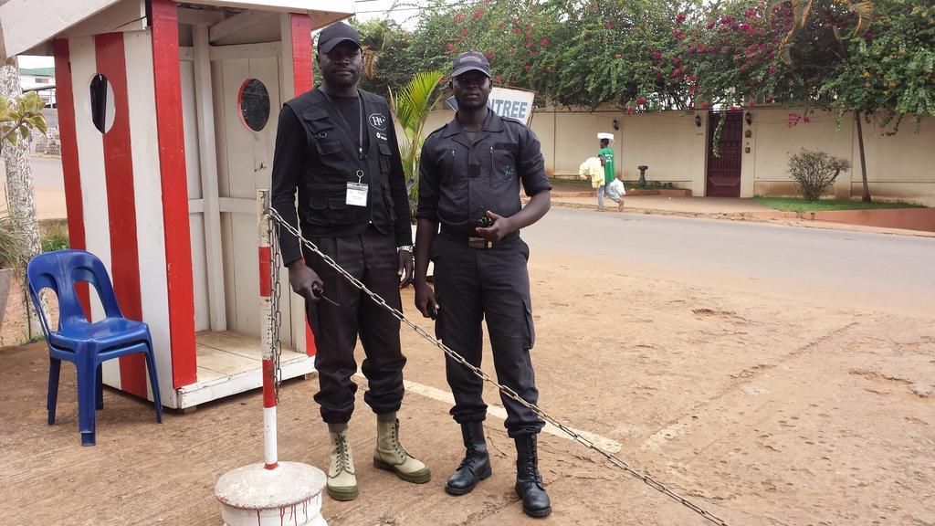 曼塞尔酒店 Yaoundé 外观 照片